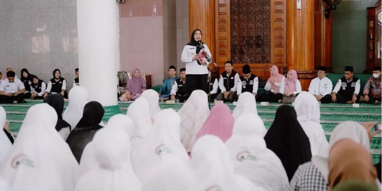 Walikota Eva Dwiana Lepas 1.549 Calon Jamaah Haji Asal Kota Bandar Lampung