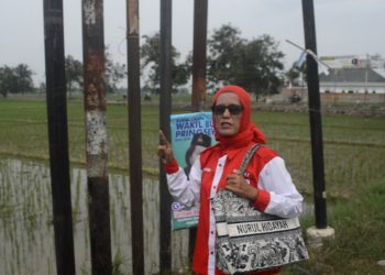 Tim Bakal Calon Bupati Pringsewu Nurul Hidayah Mendatangi Lokasi Pengrusakan Banner Kampanye