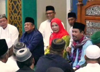 Walikota Eva Safari Ramadhan di Masjid Nurul Huda Susunan Baru