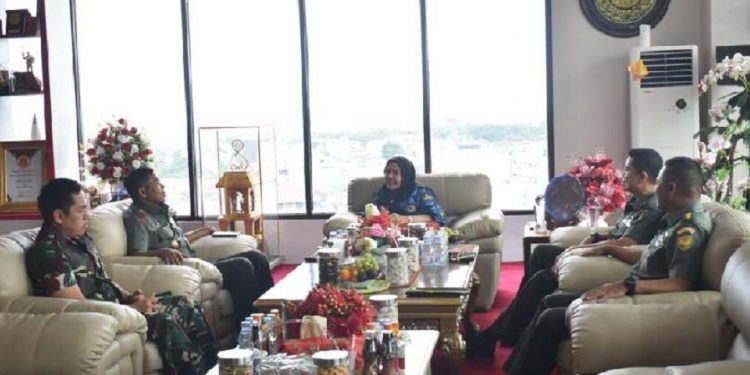 Walikota Terima Kunjungan Danrem 043/Gatam Brigjen TNI Iwan Ma’ruf Zainudin