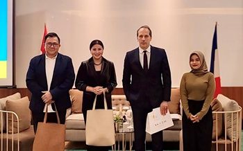 Alumnus Bahasa Prancis Unila Bekerja di Konsulat Kehormatan Prancis Surabaya