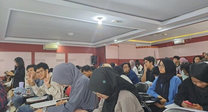 AIESEC in Unila Latih Pelajar dan Mahasiswa Dukung Kota Hijau Berkelanjutan
