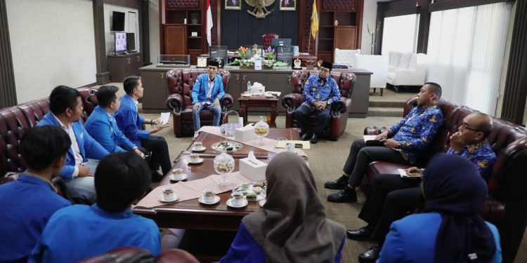 Pj. Gubernur Samsudin Ajak Pengurus PMII Bergandengan Tangan Membangun Lampung