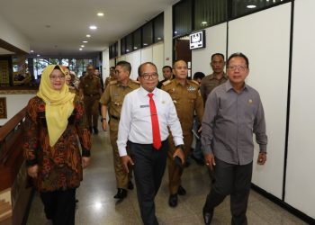 Pj. Gubernur Samsudin dan Jajaran Pejabat Tinggi Pratama Kunjungi DPRD Lampung