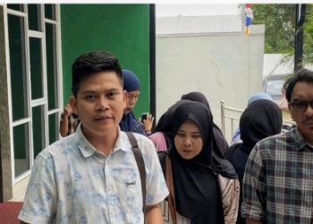 Belasan Warga Gunung Sari Korban Kredit Fiktif Melapor ke Kejari Bandar Lampung