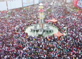 HUT Ke-342 Kota Bandar Lampung, Walikota Eva Dwiana Lepas Ribuan Peserta Jalan Sehat