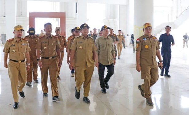 Pj. Gubernur Samsudin Tinjau Persiapan Upacara HUT RI 2024 di Kotabaru