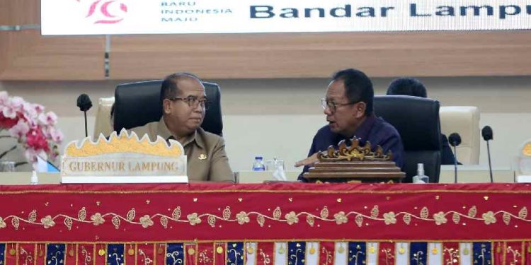 Pj. Gubernur Samsudin Sampaikan Pandangan Terhadap 6 Raperda Usul Inisiatif DPRD Lampung
