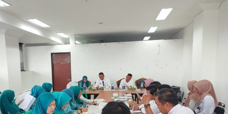 Pj. Sekda Jon Edwar Pimpin Rapat Persiapan Kompetisi Pekon SIKOP
