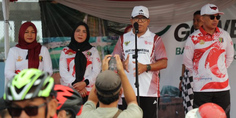 Pj. Gubernur Samsudin Lepas 2000 Peserta “Gowes Bareng” Menuju Kota Baru