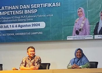 Tenaga Laboratorium Unila Ikuti Pelatihan dan Sertifikasi K3