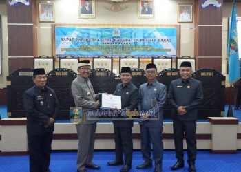 DPRD Pesisir Barat Gelar Rapat Paripurna Penyampaian Nota Pengantar Ranperda LPJ Bupati APBD tahun 2023