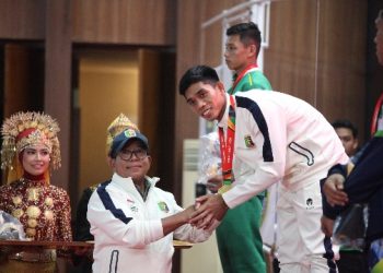 Atlet Muaythai Lampung Abdul Muis Rebut Medali Emas PON XXI Aceh-Sumut 2024