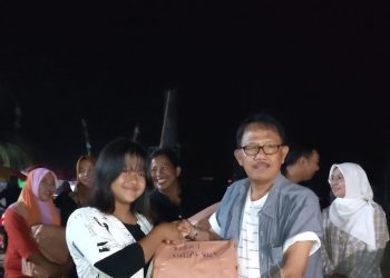 Bupati Agus Istiqlal Tutup Turnamen Bola Voli Putri TP-PKK Pesibar