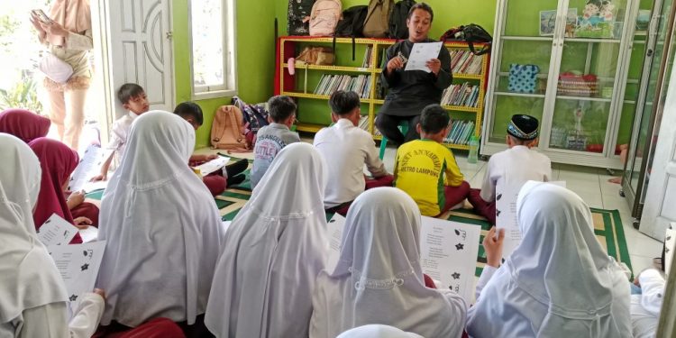 Perpustakaan Ganjar Asri Gelar Seminar Pelatihan Sastra Lisan Lampung