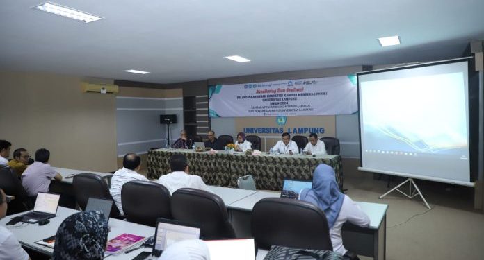 Unila Gelar Monev Hibah Program Kompetisi Kampus Merdeka