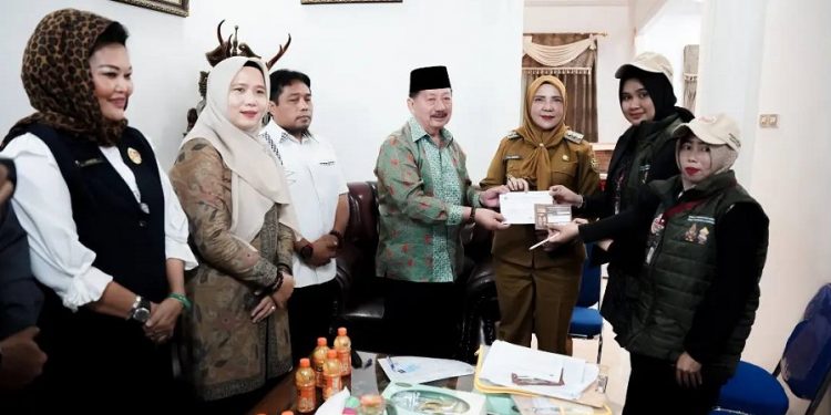 KPU Coklit Data Pemilih, Walikota Eva Ajak Peran Aktif Masyarakat