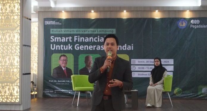 FEB Unila Gelar Kuliah Umum Smart Finansial Untuk Generasi Pandai