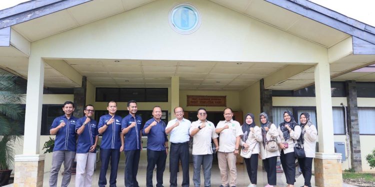 Tim Dinas Perkebunan dan Staf Khusus Bupati Musi Banyuasin Kunker ke Pusat Penelitian Karet
