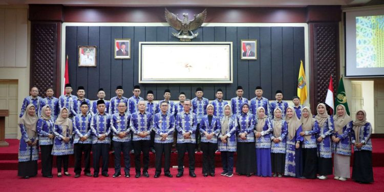 Sekdaprov Fahrizal Lepas 22 Kafilah Ikuti Perhelatan MTQ VII Korpri di Kalimantan Tengah