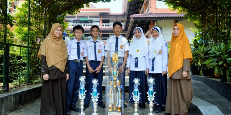 SMP Al Kautsar Juara Umum JFEST 2024