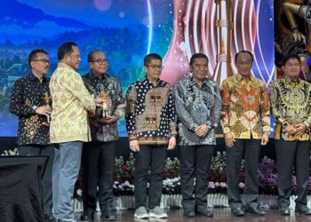 Pj. Gubernur Lampung, Terima Penghargaan Upakarya Wanua Nugraha 2024 dari Kemendagri