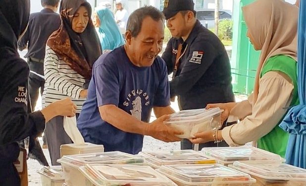Semarak Milad ke-8, Sambel Alu Bagikan 1.000 Paket Sembako dan Sambal