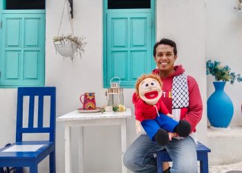 Jarwo Songha, Pendongeng Lampung yang Kenalkan Bahasa dan Sastra Lisan Lampung