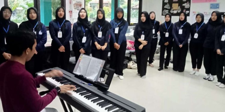 94 Siswa SMA Al Kautsar Ikuti Diklat Ekskul Seni