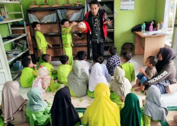 Perpustakaan Cahaya Ilmu Metro Peringati Hari Dongeng Nasional 2024