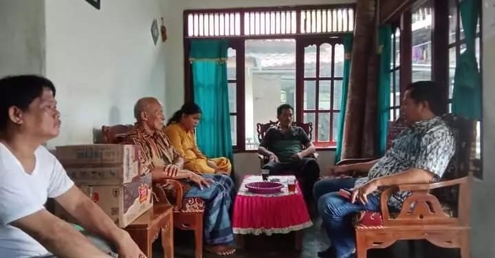 Anggota DPRD Kabupaten Pesisir Barat  Mulyadi Kunjungi Rumah Korban Bullying