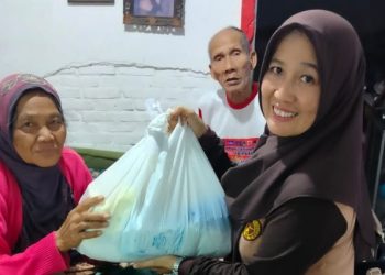 UAZ Al Kautsar Salurkan Bantuan Sembako, Beasiswa Hingga Modal Usaha