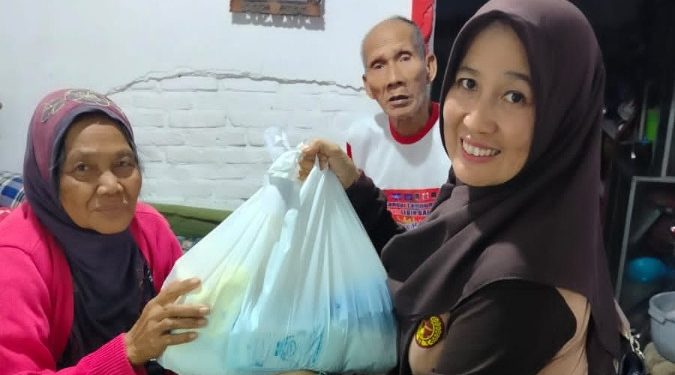 UAZ Al Kautsar Salurkan Bantuan Sembako, Beasiswa Hingga Modal Usaha