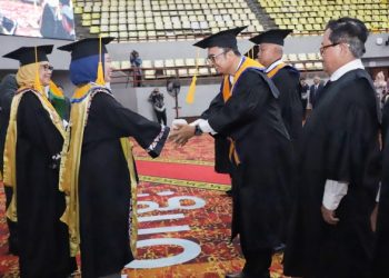 Unila Kukuhkan 9 Guru Besar Baru, Total Guru Besar 135 Orang