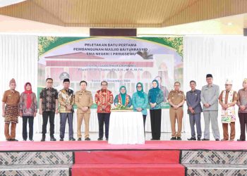 Pj.Gubernur Samsudin Resmikan Pembangunan Masjid Baiturrasyid Pringsewu