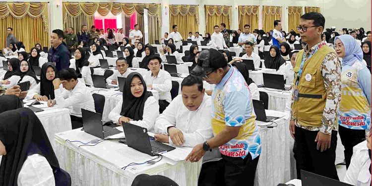 Pj. Gubernur Samsudin Tinjau Pelaksanaan Tes Seleksi Kompetensi PPPK