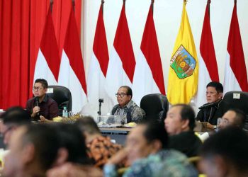 Pj. Gubernur Samsudin Pimpin Rapat Persiapan Evaluasi Kinerja Triwulan Kedua