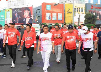 Pj. Gubernur Samsudin Lepas Ribuan Peserta Soekarno Fun Run