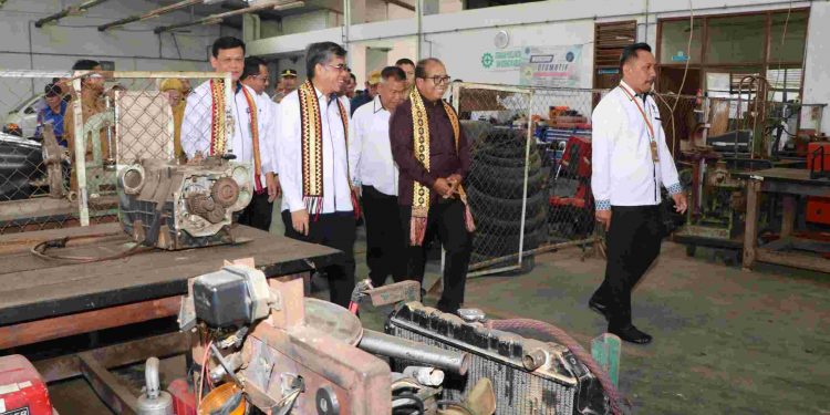 Menaker Yassierli Tinjau BLK Bandar Lampung, Menuju Transformasi UPTD Menjadi UPTP Nasional