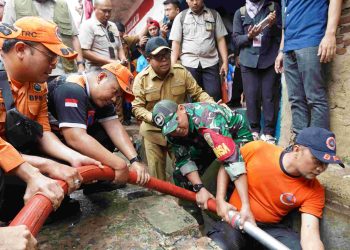 Pj. Gubernur  dan Gubernur Lampung Terpilih Respon Cepat Tangani Bencana Banjir