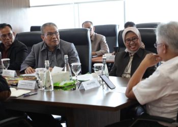 Audiensi dengan Mendikti, Rektor Unila Sampaikan Progres Menuju PTNBH