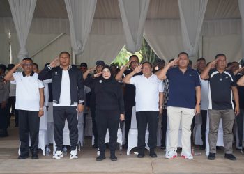 Siap Dilantik Presiden Prabowo, Eva-Deddy Gladi Bersih di Monas