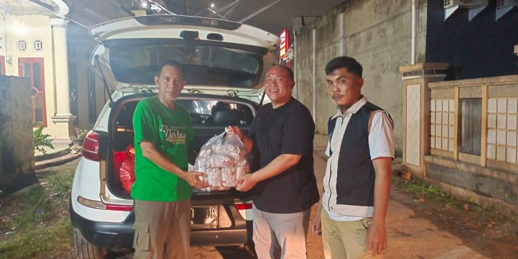 Walikota Eva Instruksikan Seluruh Camat Turun Ke Lokasi Banjir Bantu Warga