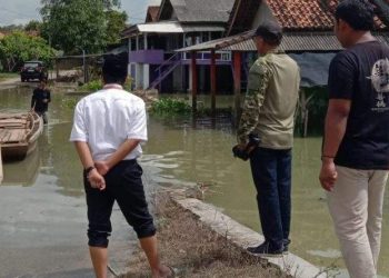Anggota DPRD Lampung Yusnadi Sidak Pembangunan Jembatan Kali Bungur