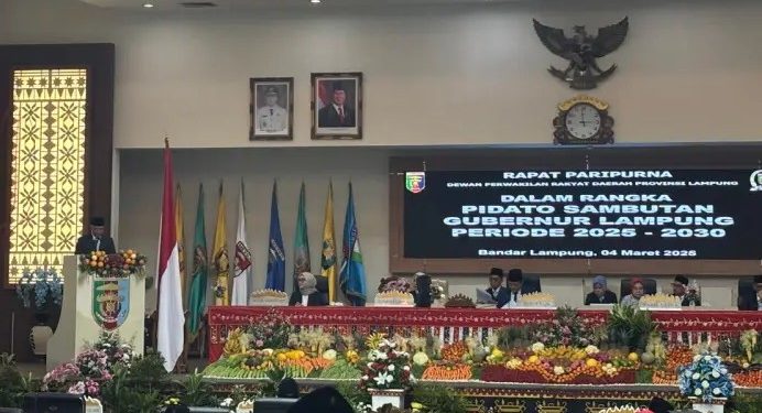 Rapat Paripurna, Gubernur Lampung Prioritaskan Pembangunan Infrastruktur dan Pemerataan Pendidikan