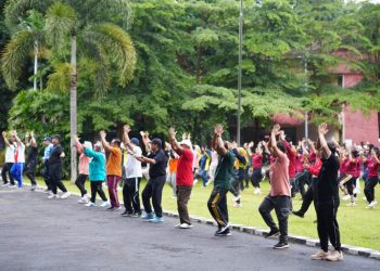 Unila Gelar Senam Bersama Bertajuk “Unila Be Strong”