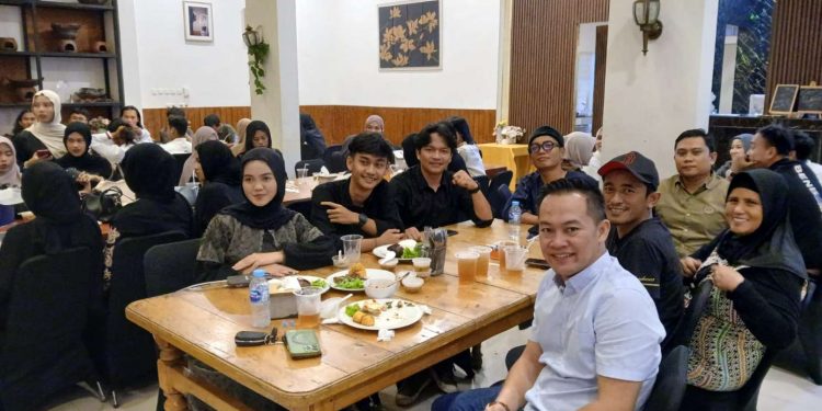 Pererat Silaturahmi, UTB dan PWI Lampung Buka Puasa Bersama