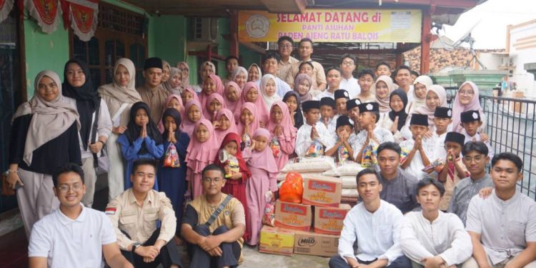 Pramuka SMA Al Kautsar Gelar Giat Bakti Ramadhan