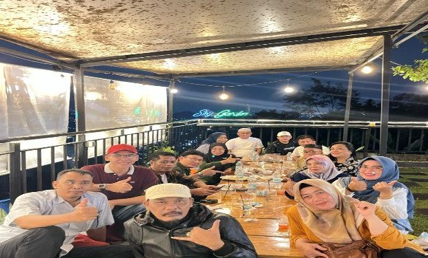 Alumni SMA Negeri 5/9 Tanjung Karang Angkatan 94 Gelar Buka Bersama