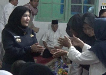 Walikota Eva Dwiana Mengawali Safari Ramadhan di Masjid At-Tajriyah